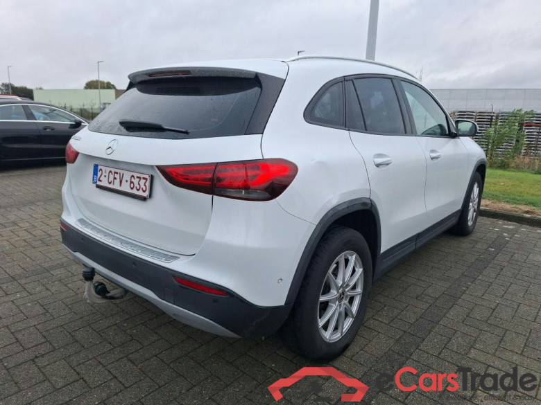 MERCEDES-BENZ GLA - Klasse 2.0 GLA 180 D DCT BUSINESS SOLUTION ESS #4