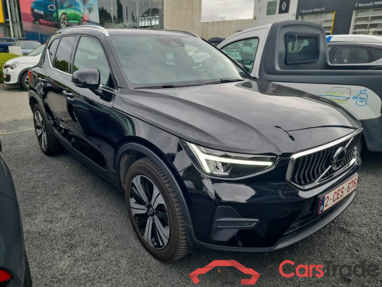 VOLVO XC40 1.5 T4 PHEV CORE DCT #2