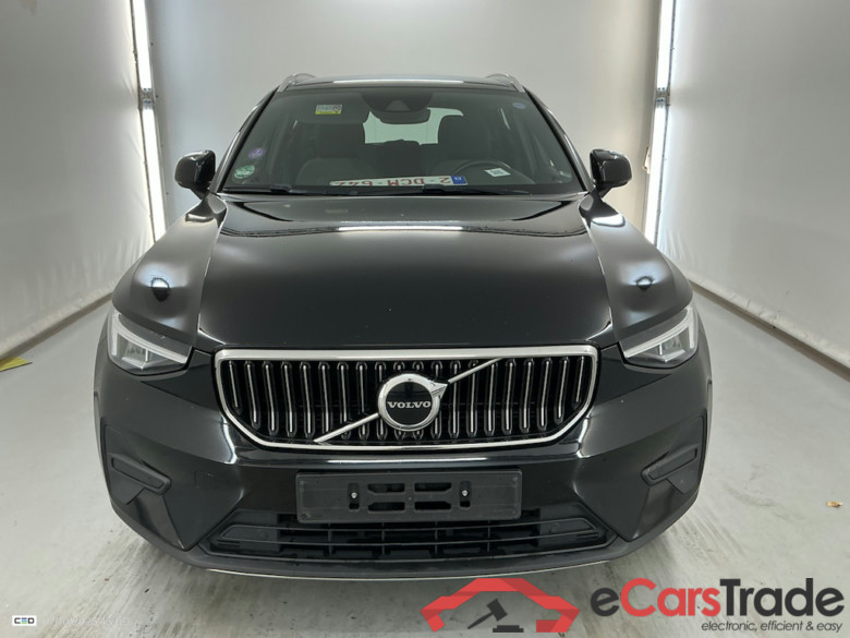 VOLVO XC40 1.5 T4 PHEV CORE DCT #2