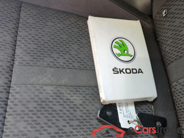 SKODA Octavia Combi 81 kW #6