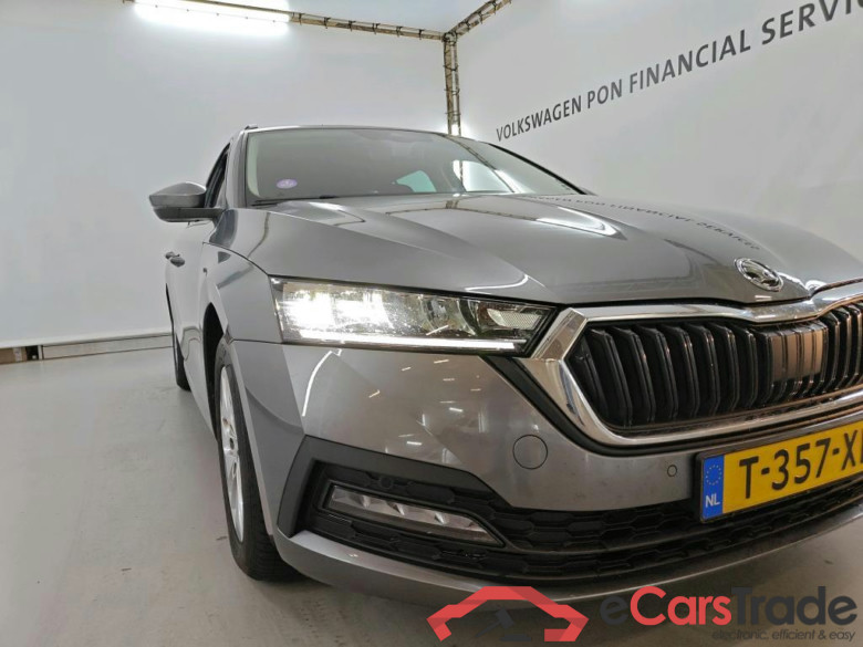 SKODA Octavia Combi 81 kW #4