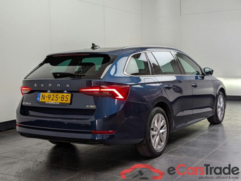 SKODA OCTAVIA COMBI 1.5 TSI Bns Ed. Plus #3