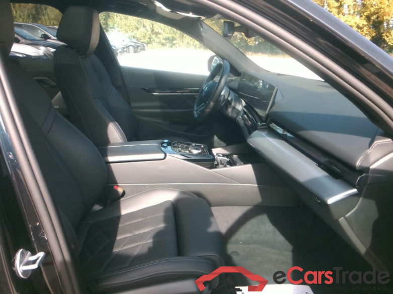 SERIE 5 BERLINE 530 299ch PHEV 6M BB #5