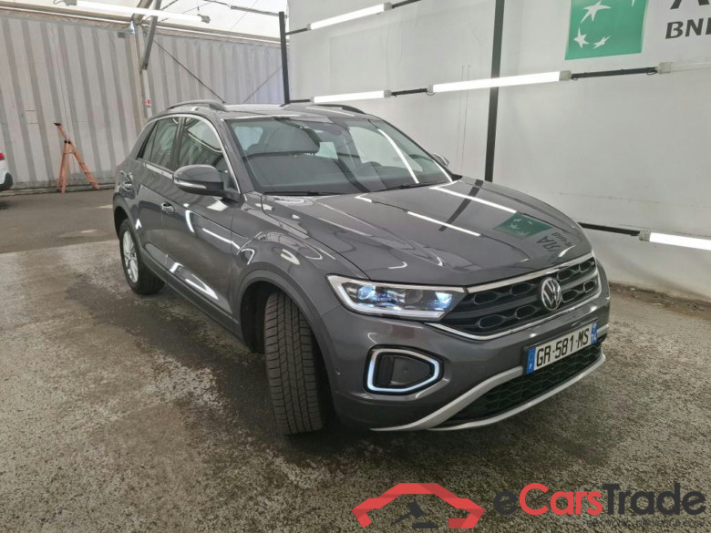 VOLKSWAGEN T-Roc / 2021 / 5P / SUV 2.0 TDI 116 LIFE PLUS #4
