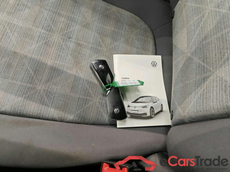 Volkswagen ID.3 58kWh 150kW Life auto 5d #4