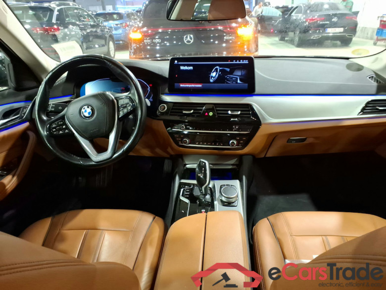 BMW 5 DIESEL - 2020 518 dA MHD #6