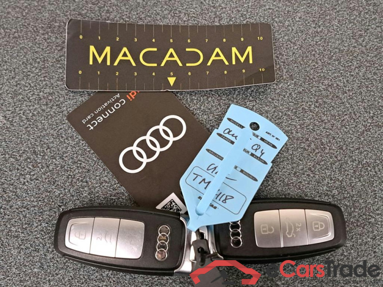 AUDI - AUD Q4 40 E-Tron 204PK S Line With HEat Pump & Pack Premium With S Line Leather Seats & Comfort Pack Plus & Accoustic Glass Front & Towing Hook & 20 Inch &  Pano Roof * ELECTRIC * ***   REGISTRATION  14/04/2023   *** #4