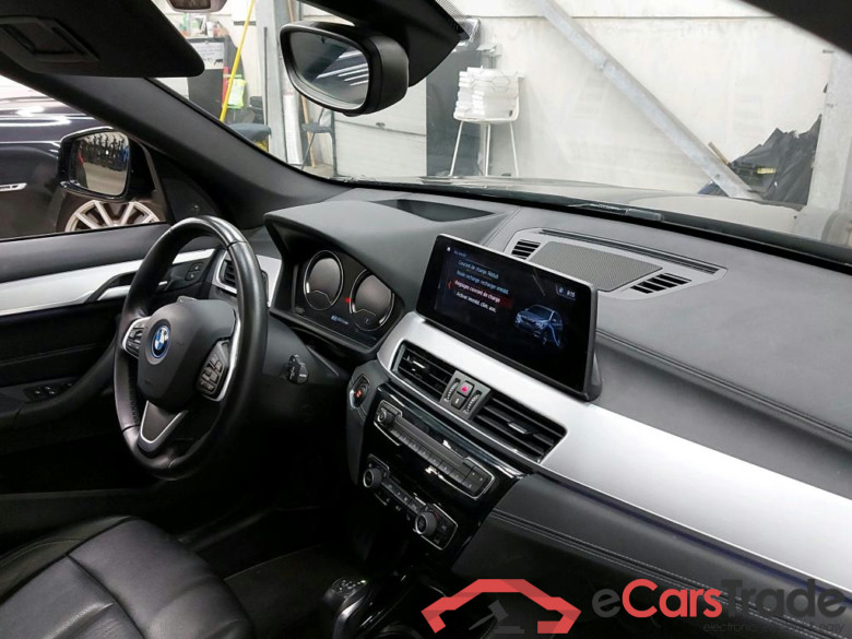 BMW - BMW X1 xDrive25e 220PK Xline Business Edition & Pack Business Plus With Heated Dakota Seats & Driving Assistant Plus & Comfort Access & Travel Pack & Harman Kardon & Park Assist & Camera * HYBRID * #3