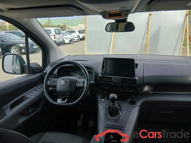 TOYOTA Proace City Verso / 2020 / 5P / monovolumen 1.2 81kW (110CV) Family Active L1 #3
