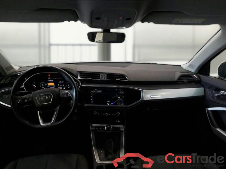 AUDI Q3 / 2018 / 5P / SUV 45 TFSI E S TRONIC BUSINESS #3