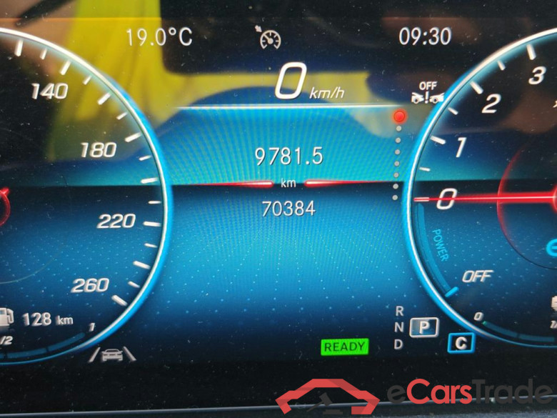 MERCEDES-BENZ GLA / 2020 / 5P / todoterreno GLA 250 e #5