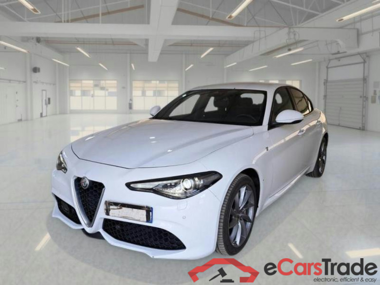 ALFA ROMEO GIULIA / 2016 / 4P / BERLINA 2.2 TD 210 CV TI AT8 Q4 #1