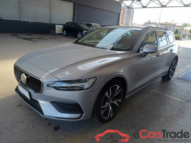 VOLVO V60 / 2019 / 5P / STATION WAGON B4 D AUTOM.CORE #1