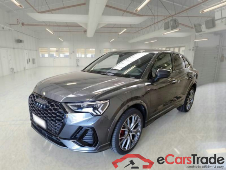 AUDI Q3 SPORTBACK / 2019 / 5P / SUV 45 TFSI QUATTRO S TRONIC IDENTITY BLACK #1