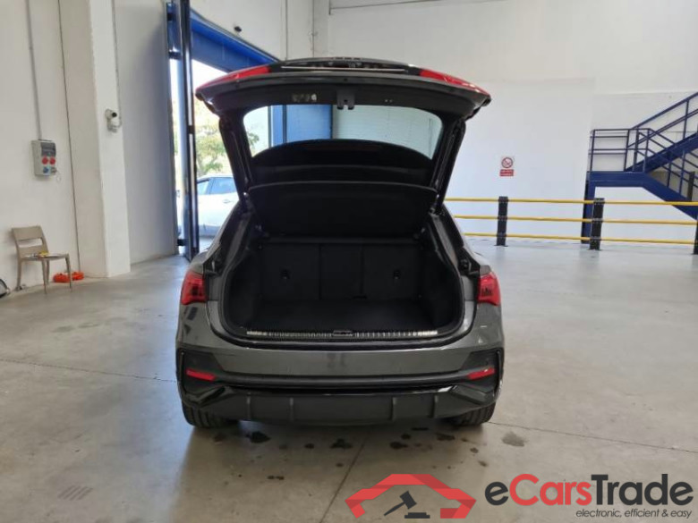AUDI Q3 SPORTBACK / 2019 / 5P / SUV 45 TFSI QUATTRO S TRONIC IDENTITY BLACK #5