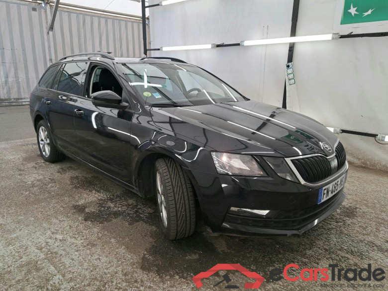 SKODA Octavia Combi / 2017 / 5P / Break 2.0 TDI SCR 150 DSG7 Business #4