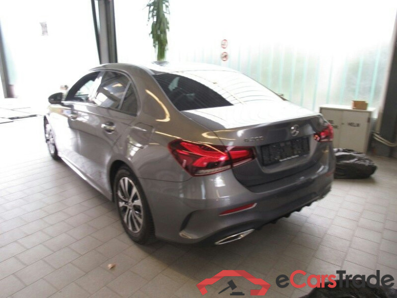Mercedes-Benz A Limousine (BM 177)(08.2018->) DE - Lim4 A 200 EU6d, AMG Line, 2019 - 2022 #4
