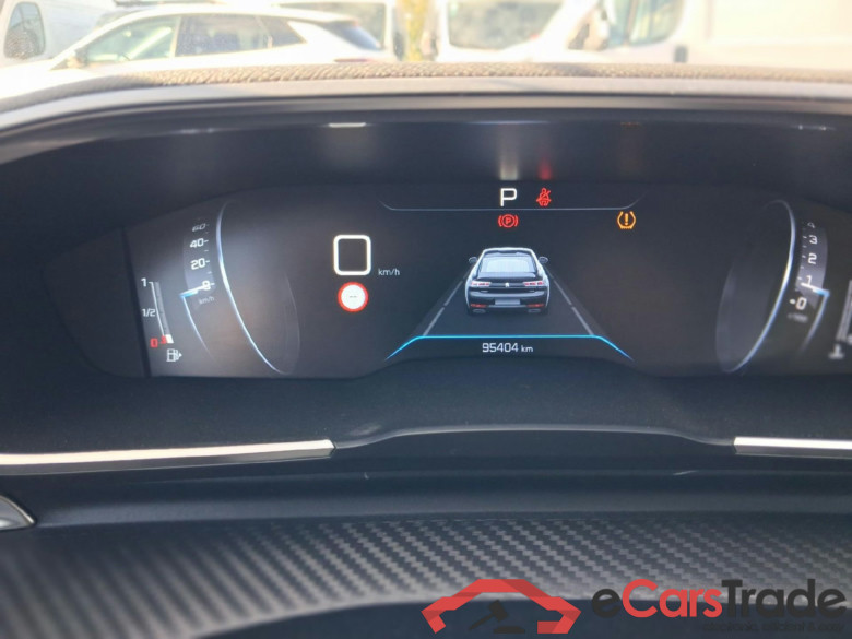 PEUGEOT 508 / 2018 / 5P / berlina con portón 5P Business Line BlueHDi 130 EAT8 (AC) #4