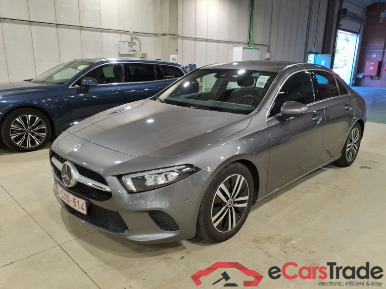 MERCEDES-BENZ A-CLASS 1.3 A 180 LUXURY LINE DCT #1