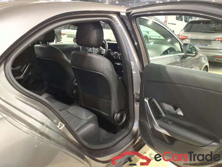 MERCEDES-BENZ A-CLASS 1.3 A 180 LUXURY LINE DCT #5